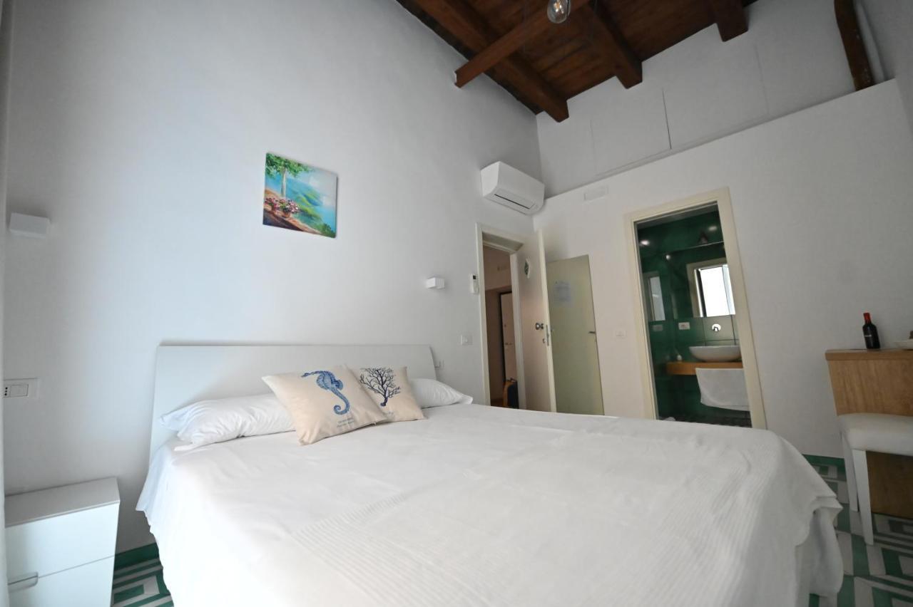 La Memolina B&B Salerno Exterior photo